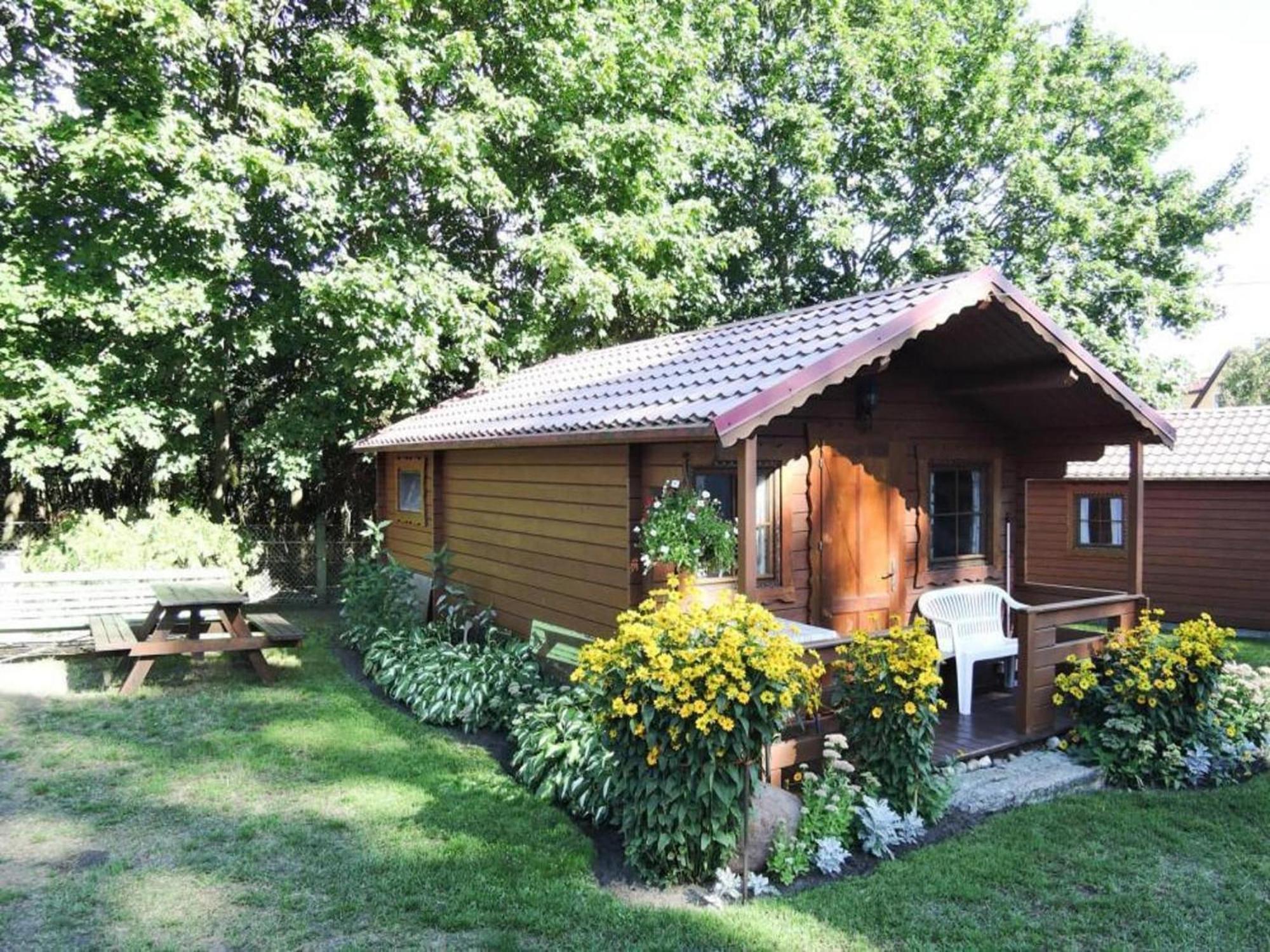 Bungalow In Lubin At 300 M From The Lake Bagian luar foto