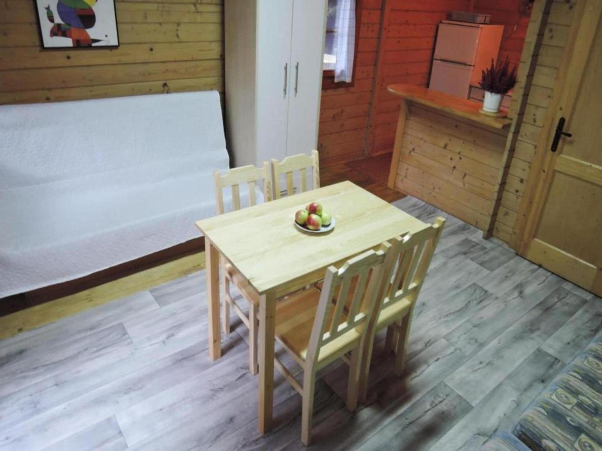 Bungalow In Lubin At 300 M From The Lake Bagian luar foto