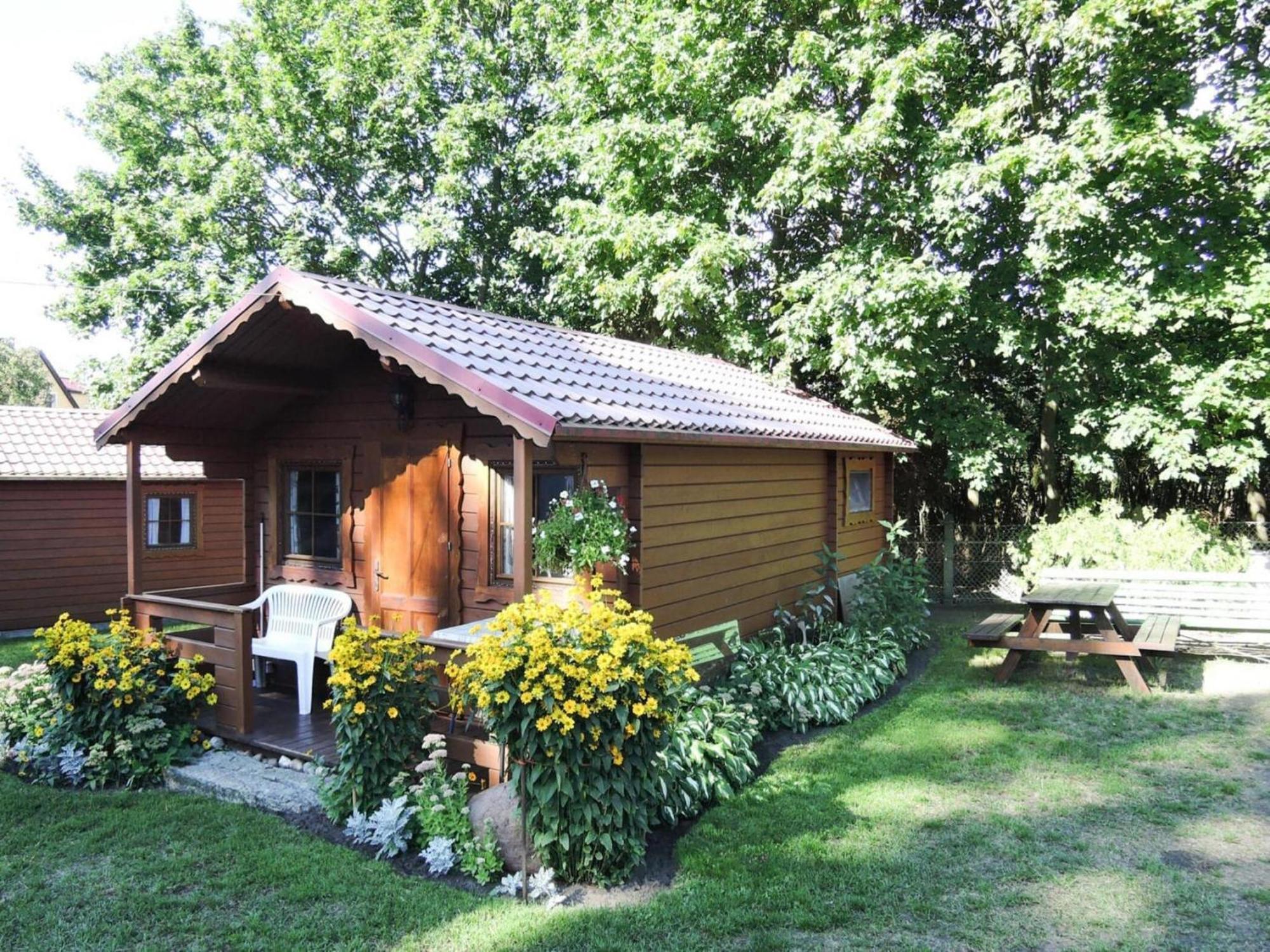 Bungalow In Lubin At 300 M From The Lake Bagian luar foto